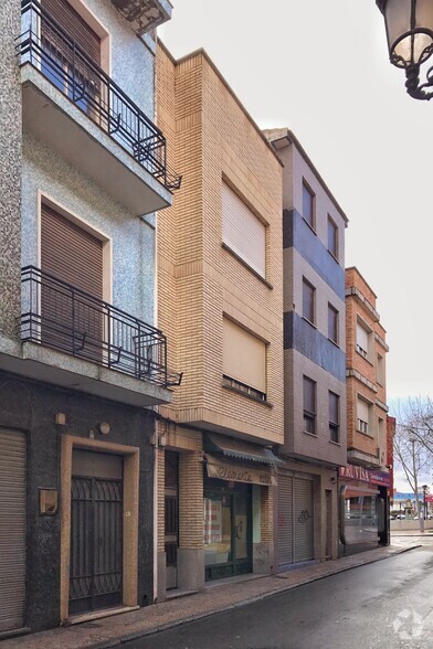 Calle Teresa Enríquez, 11, Torrijos, Toledo à vendre - Photo du bâtiment - Image 3 de 3