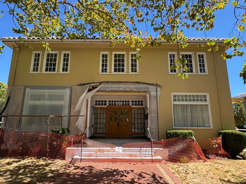 1022 E St, San Rafael, CA à vendre - Photo du bâtiment - Image 3 de 10