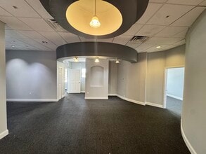 5781 Cape Harbour Dr, Cape Coral, FL for lease Interior Photo- Image 1 of 4