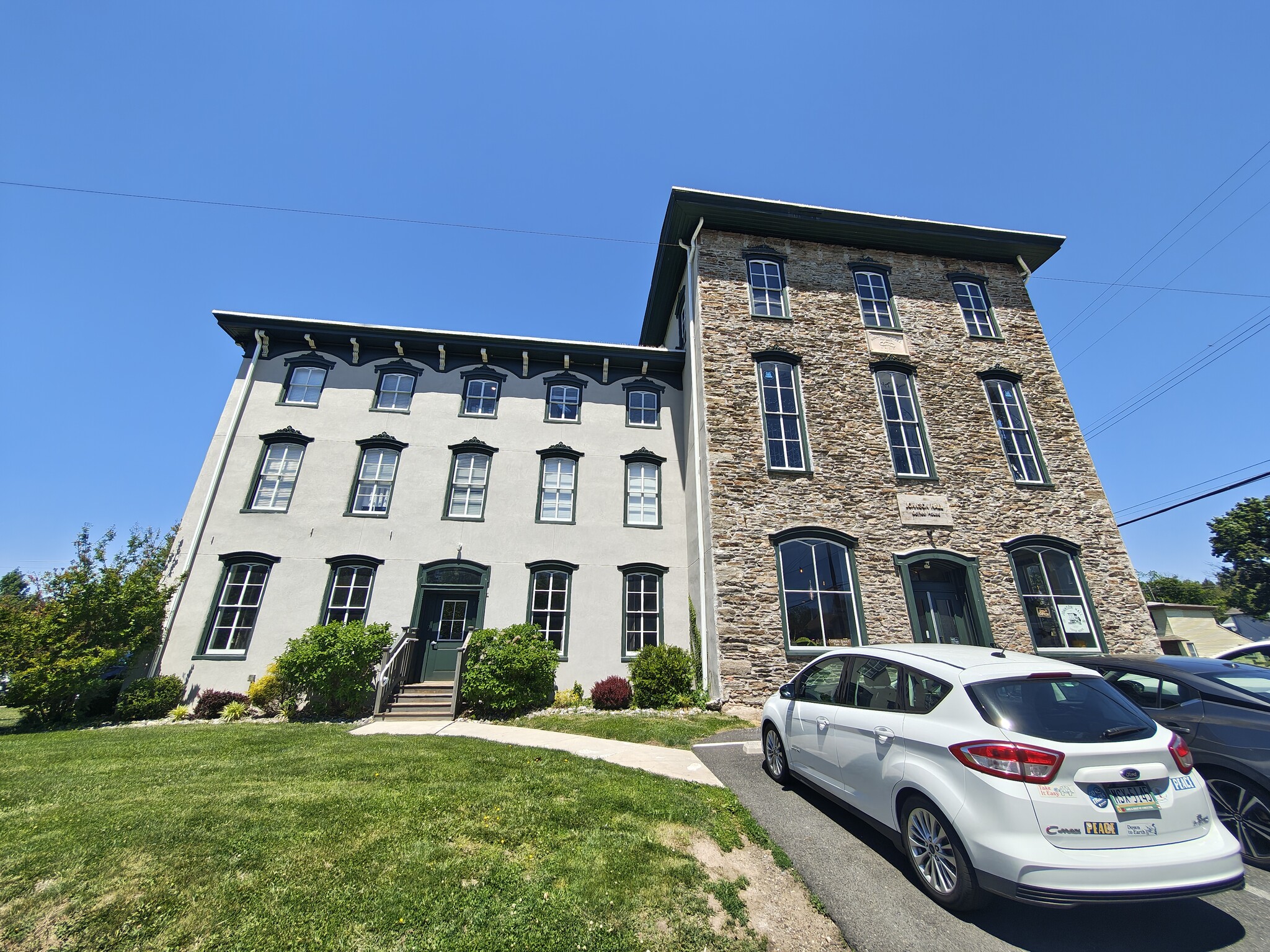 3 Hulme Ave, Hulmeville, PA for lease Building Photo- Image 1 of 21