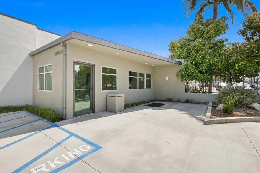 13205 Lakeland Rd, Santa Fe Springs, CA for sale - Building Photo - Image 1 of 11