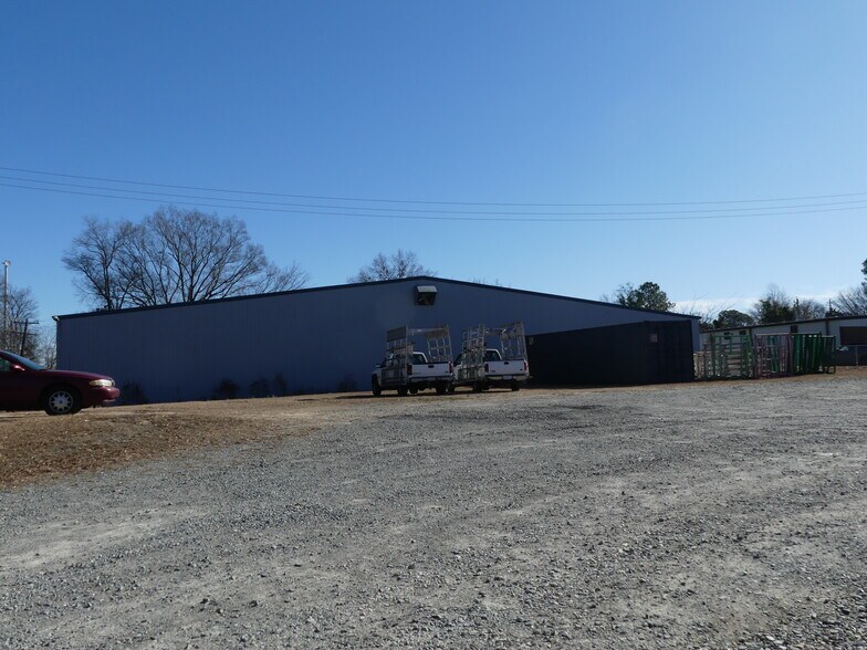 705 William St, Goldsboro, NC à vendre - Photo du bâtiment - Image 2 de 13