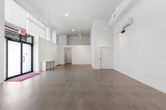 3288 48th St, Astoria, NY for lease Interior Photo- Image 2 of 15