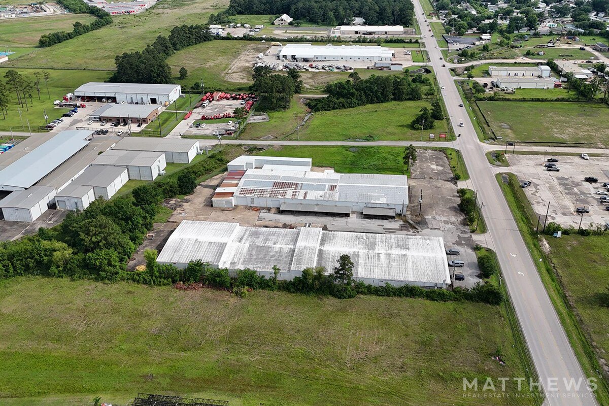 2401 Wilson Rd, Humble, TX for lease Building Photo- Image 1 of 4