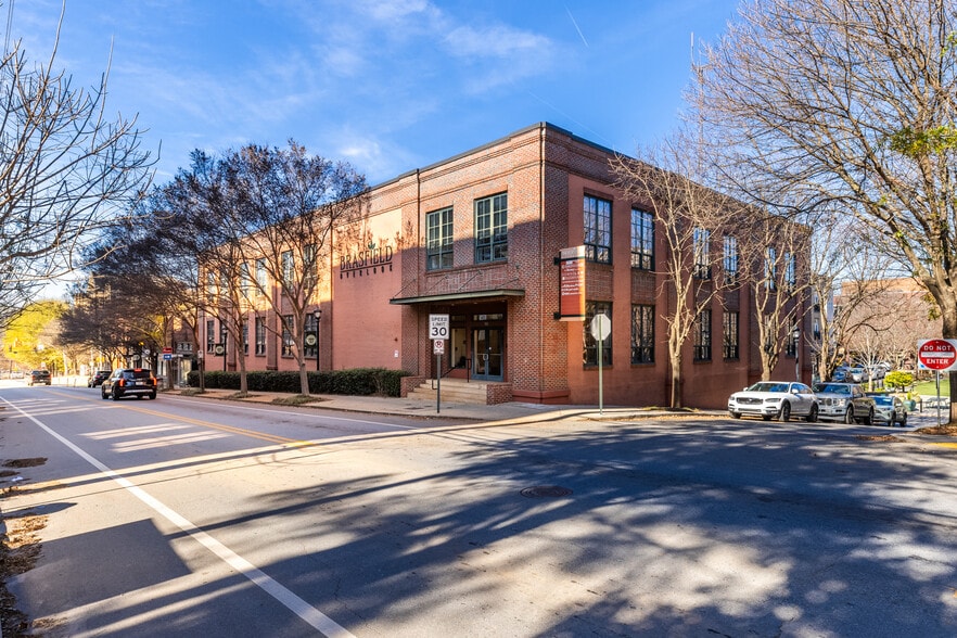 934 Glenwood Ave SE, Atlanta, GA for sale - Building Photo - Image 1 of 10