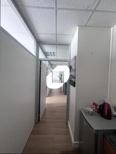 Office in Bussy-Saint-Georges for sale - Interior Photo - Image 3 of 5