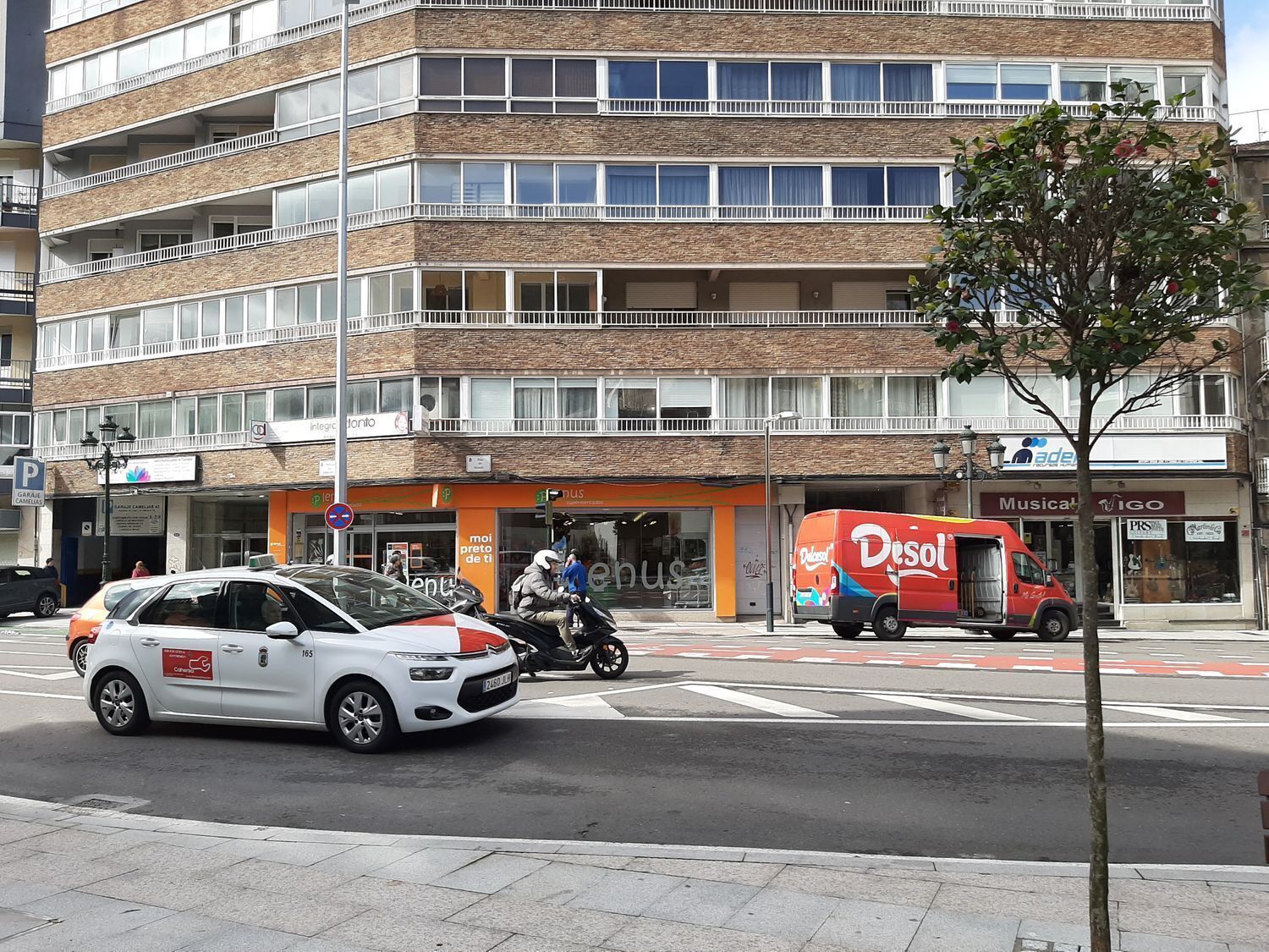 Office in Vigo, Pontevedra for sale Building Photo- Image 1 of 11