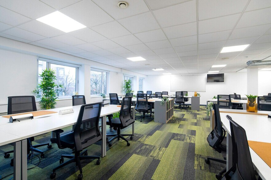 Redcliffe Way, Bristol for lease - Building Photo - Image 2 of 7