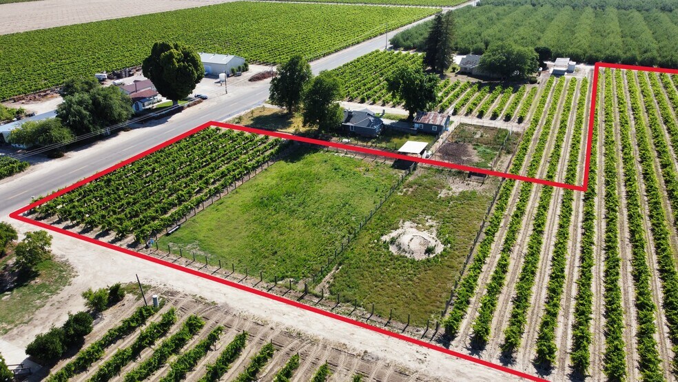 W Belmont Ave, Kerman, CA à vendre - Photo du bâtiment - Image 2 de 4