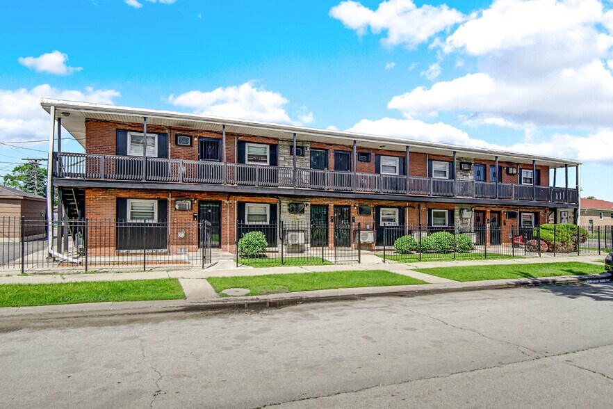 184 W 147th St, Harvey, IL à vendre - Photo du bâtiment - Image 3 de 19