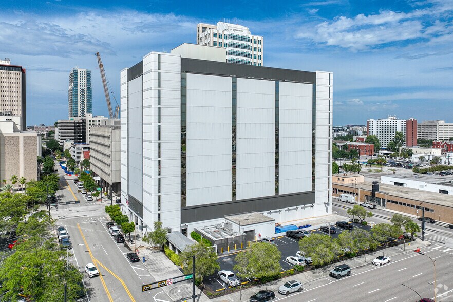 610 E Zack St, Tampa, FL à louer - Photo du bâtiment - Image 1 de 16