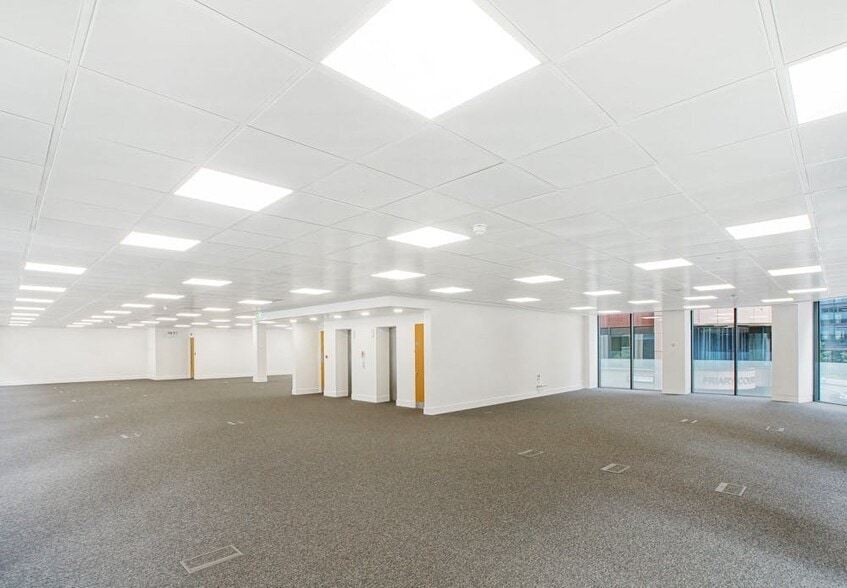 5 Lloyd's Av, London for lease - Building Photo - Image 2 of 5