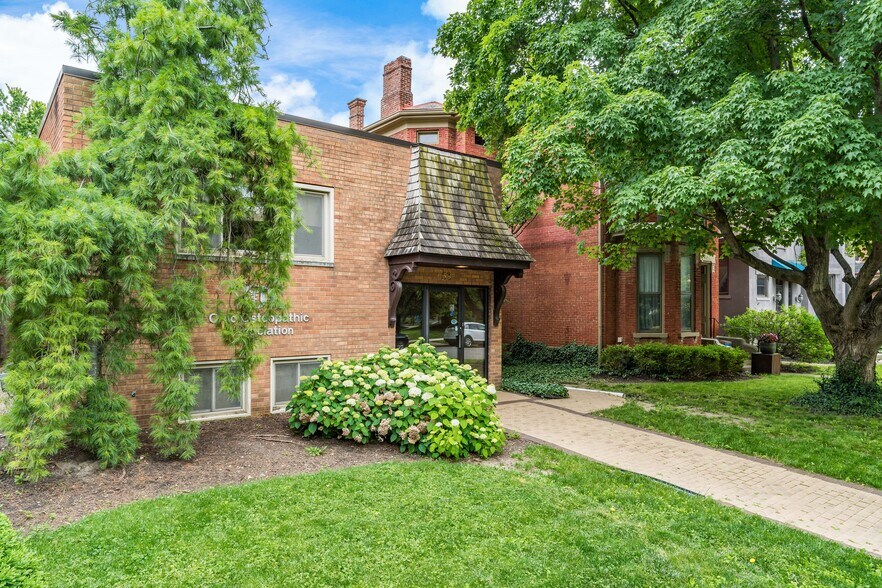 53 W 3rd Ave, Columbus, OH à vendre - Photo du bâtiment - Image 3 de 37