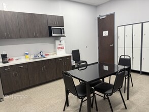 3145 Lakewood Ranch Blvd, Bradenton, FL for lease Interior Photo- Image 1 of 5