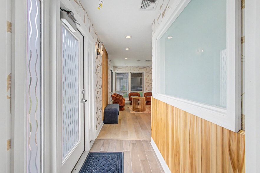 170 Changebridge Rd, Montville, NJ à vendre - Photo du bâtiment - Image 3 de 28