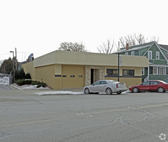 6017-6021 22nd Ave, Kenosha, WI à vendre - Photo du bâtiment - Image 2 de 3