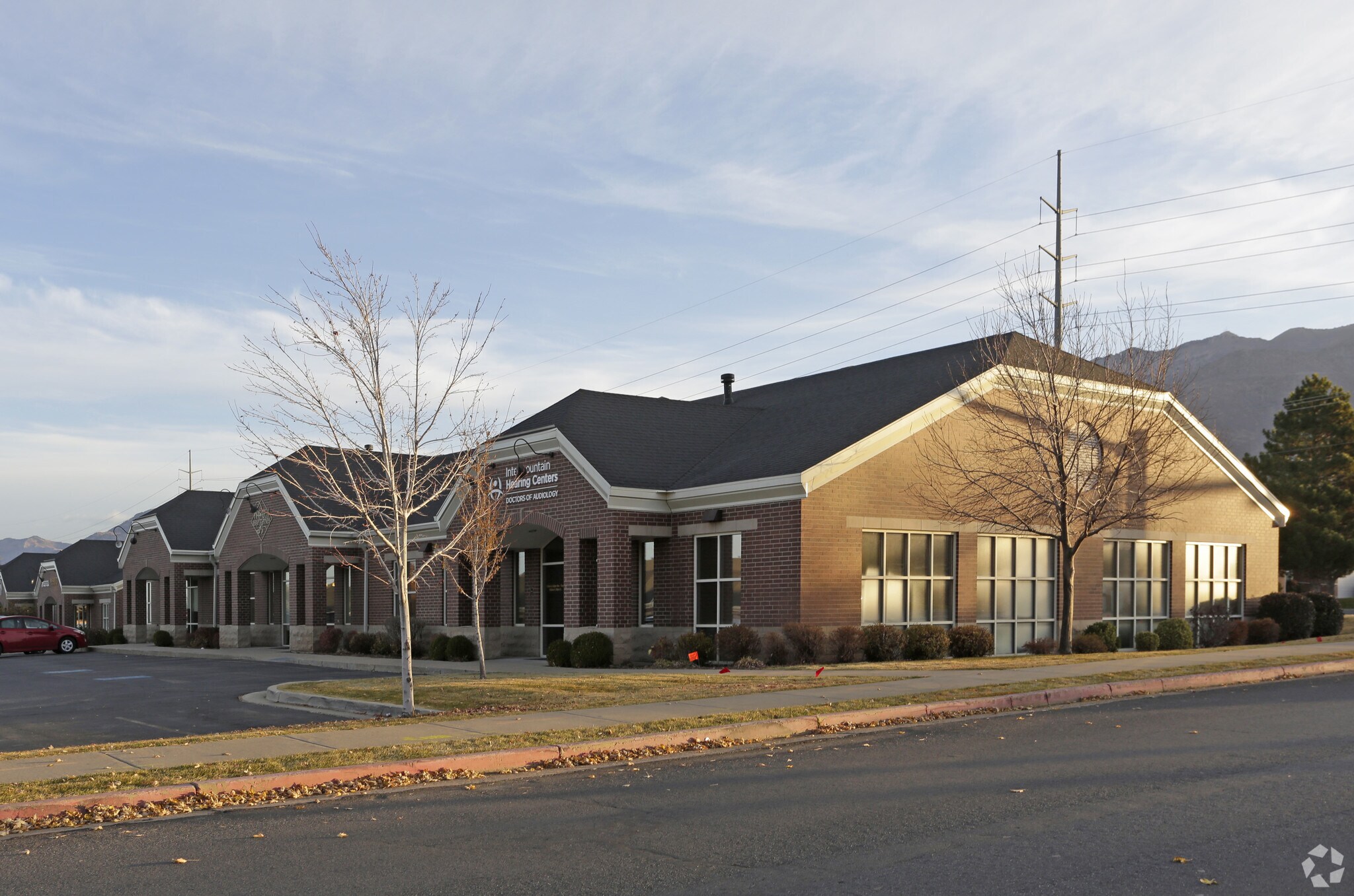 5349 S Adams Ave, Ogden, UT à louer Photo principale- Image 1 de 7