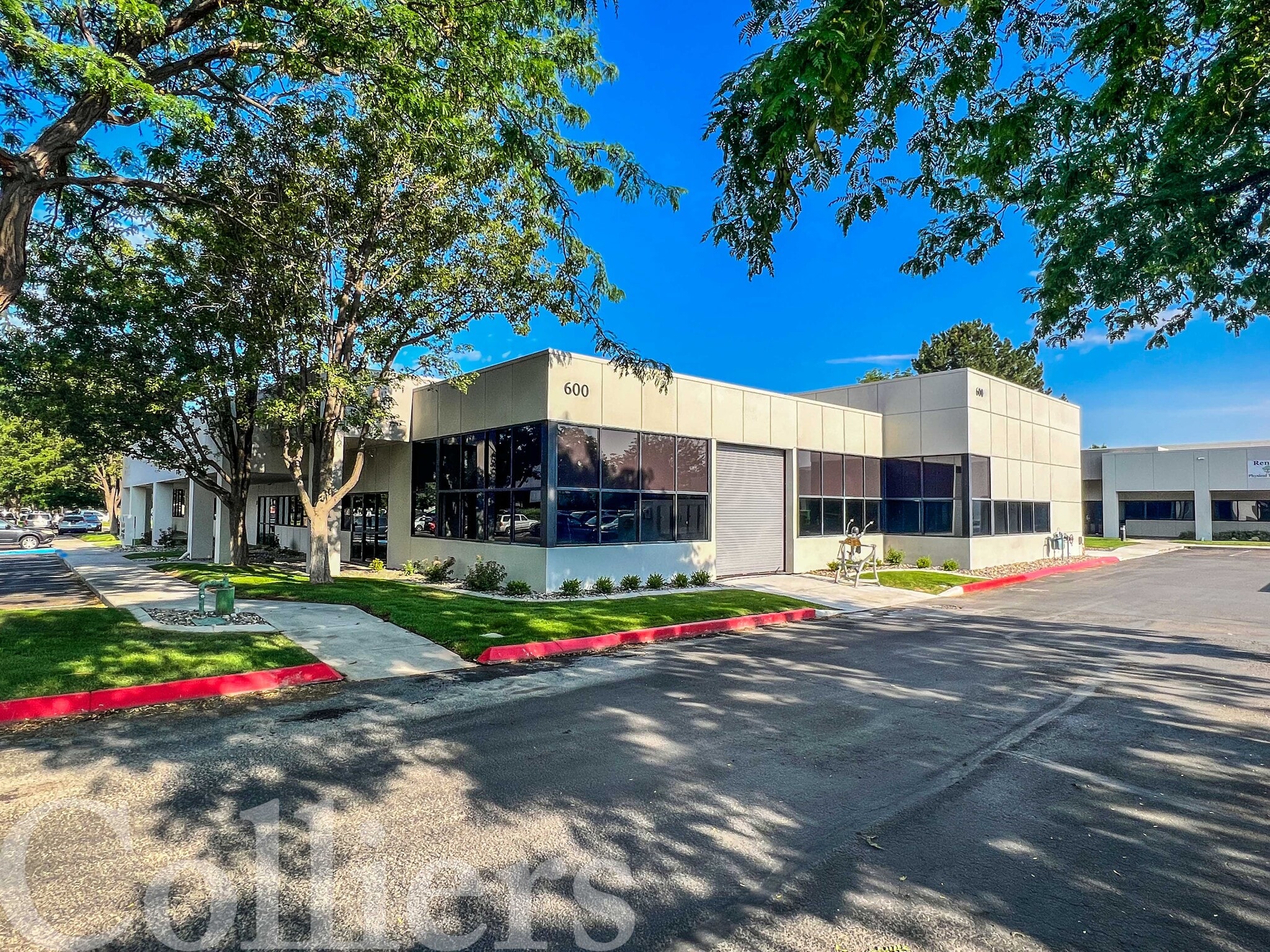 600 N Steelhead Way, Boise, ID for sale Primary Photo- Image 1 of 18