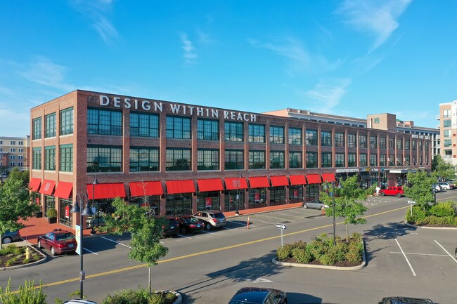 Plus de détails pour 711 Canal St, Stamford, CT - Commerce de détail à louer