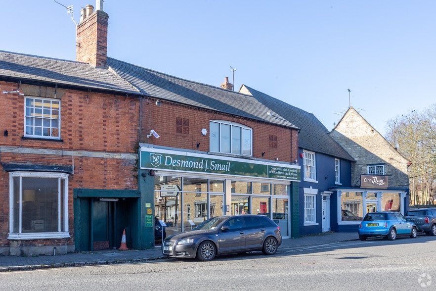 3 High St, Olney for lease - Primary Photo - Image 1 of 4