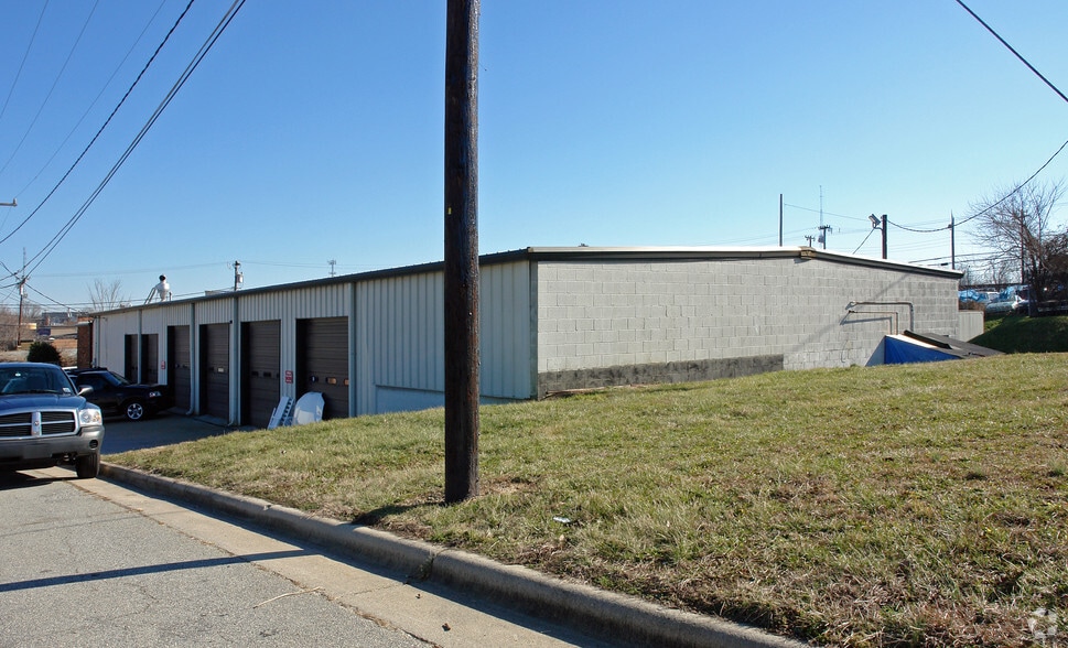 600 Tipton Pl, Greensboro, NC for lease - Building Photo - Image 3 of 13