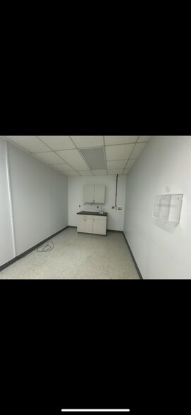 2 Lincoln Hwy, Edison, NJ à vendre - Photo du bâtiment - Image 2 de 44