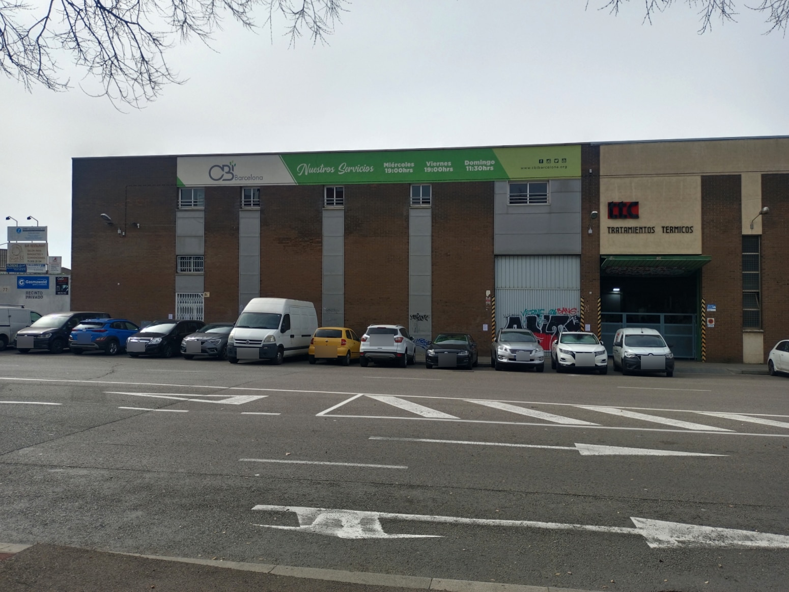 Industrial in Barcelona, Barcelona for lease Primary Photo- Image 1 of 36