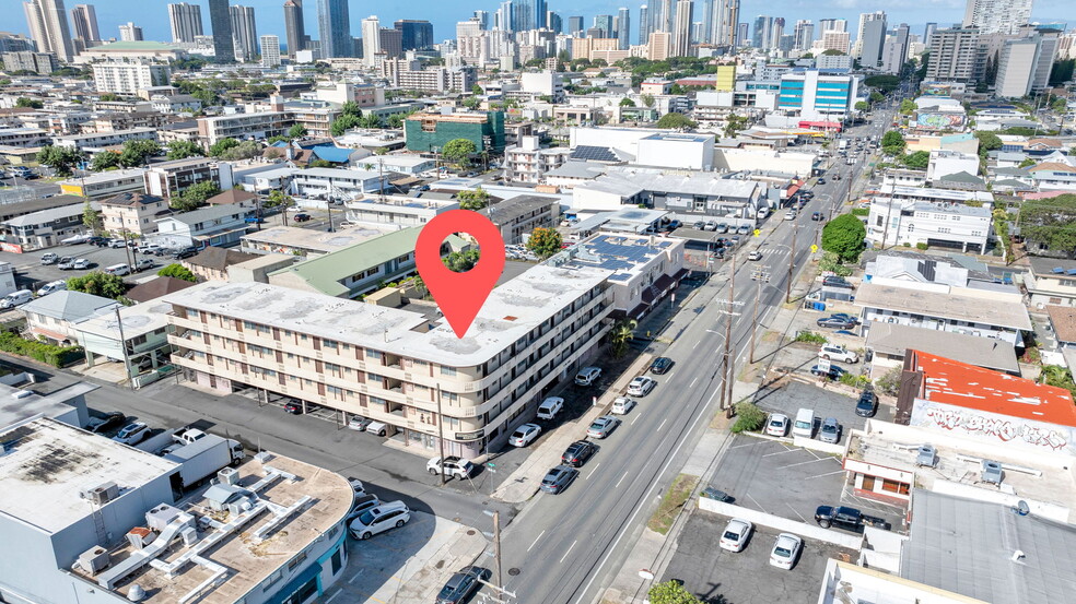 2131 S Beretania St, Honolulu, HI for sale - Aerial - Image 1 of 6