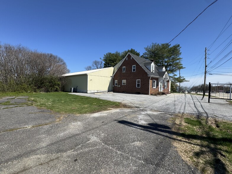 1712 Ogletown Rd, Newark, DE à louer - Photo du bâtiment - Image 3 de 10