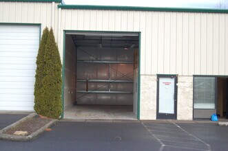 24023 NE Shea Ln, Wood Village, OR à louer Photo intérieure- Image 1 de 14