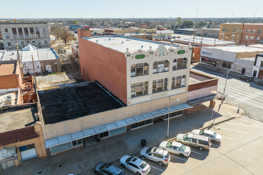 1727 Fannin St, Vernon, TX for sale - Building Photo - Image 3 of 30