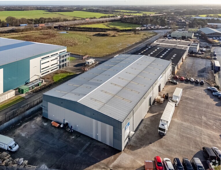 Lockett Rd, Wigan à louer - Photo du bâtiment - Image 2 de 9