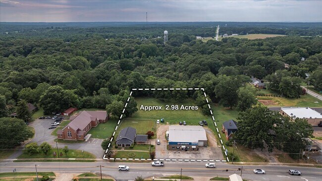 Plus de détails pour 317 General Daniel Ave N, Danielsville, GA - Commerce de détail à vendre