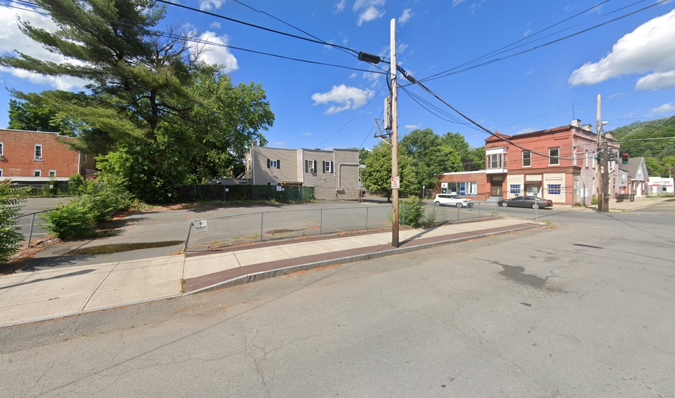 3107 6th Ave, Troy, NY for lease - Building Photo - Image 3 of 5