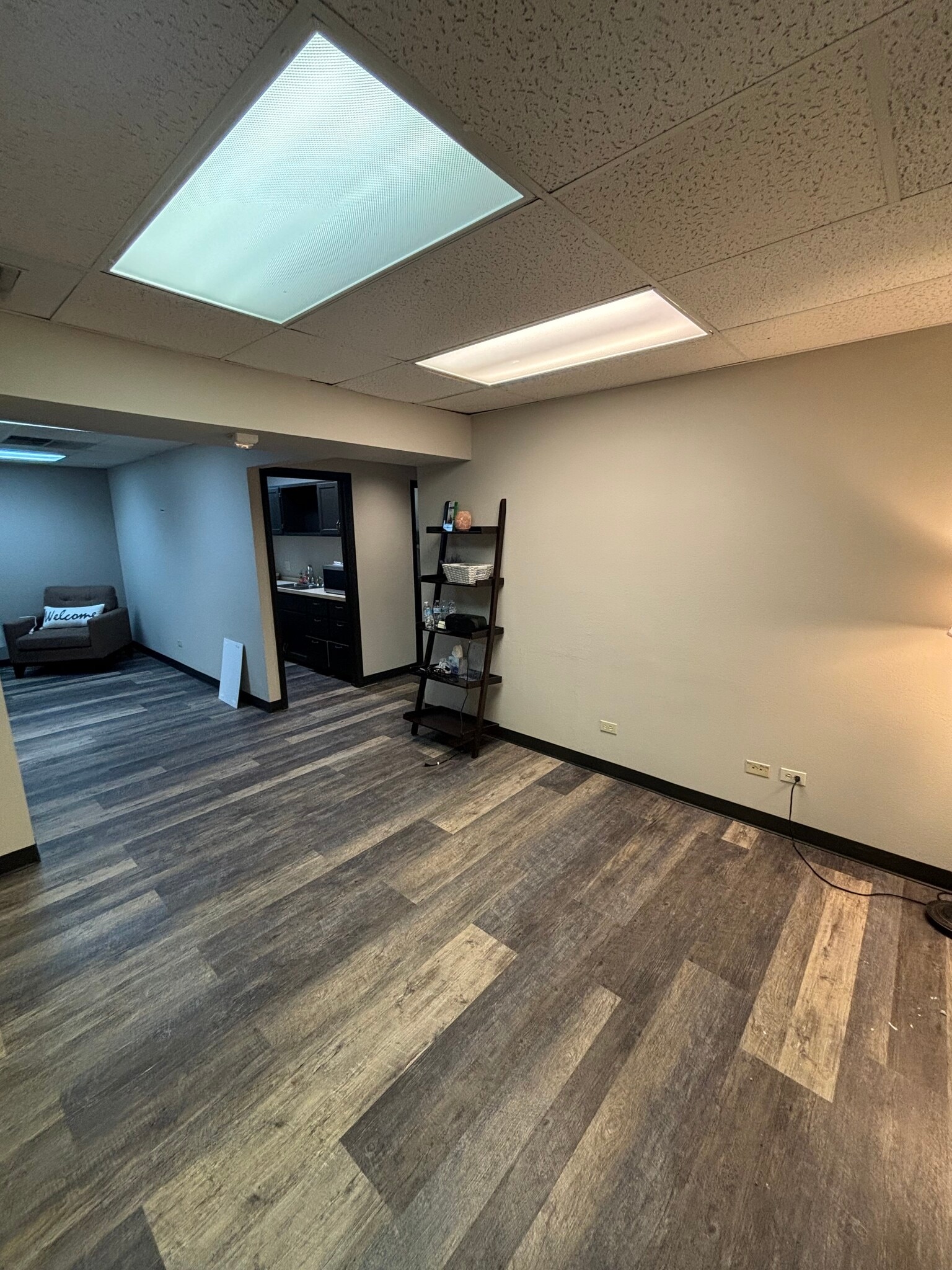 19641 E Parker Square Dr, Parker, CO for lease Building Photo- Image 1 of 2