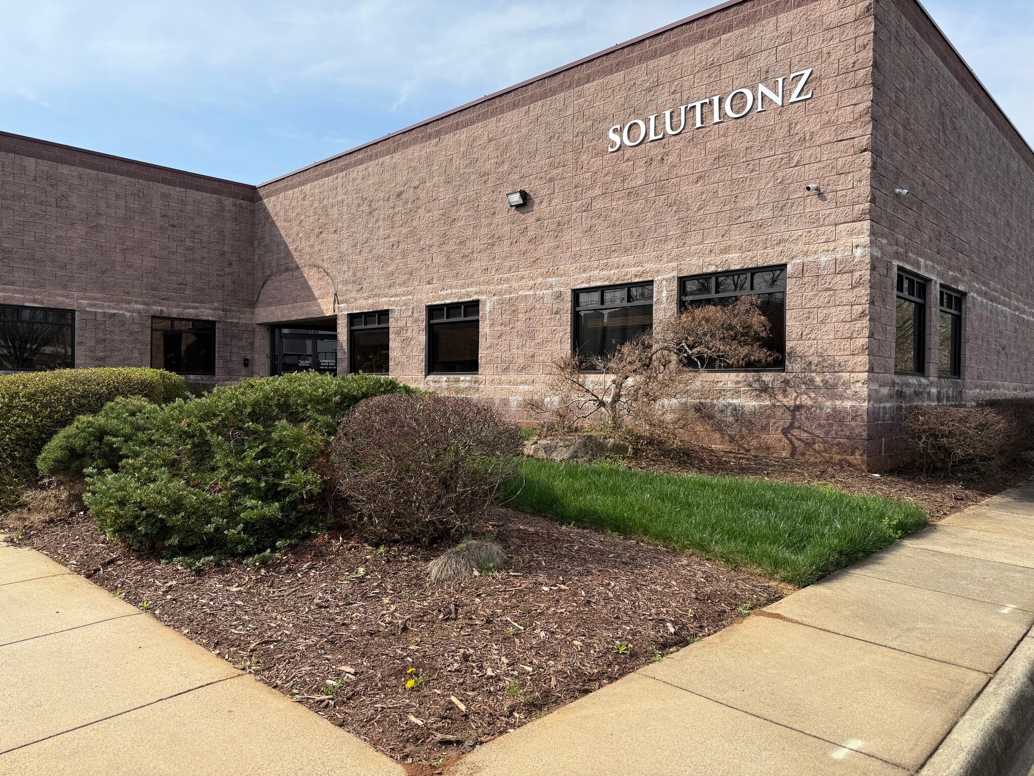 5100 Old Pineville Rd, Charlotte, NC for lease Building Photo- Image 1 of 12