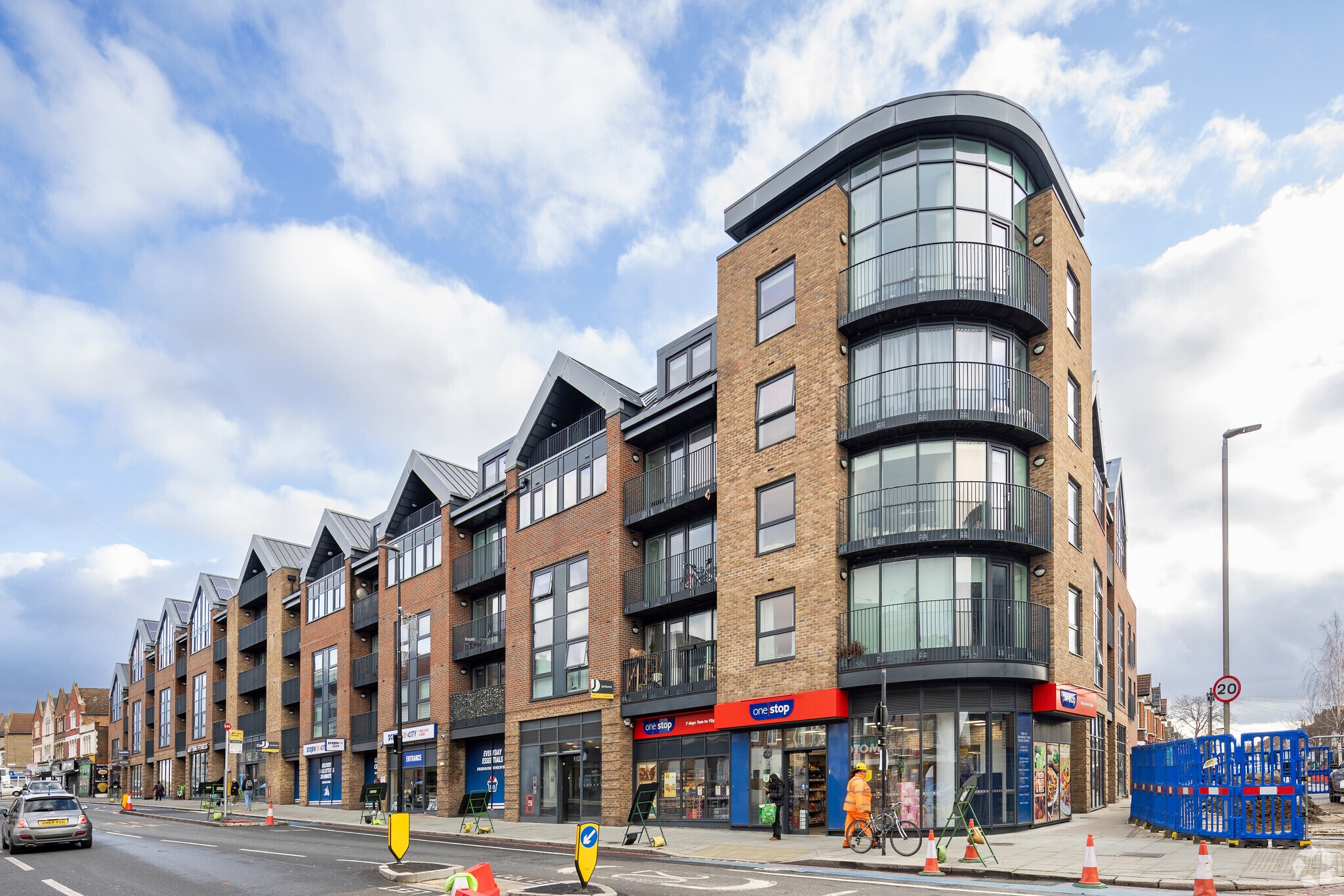 181-193 Tooting High St, London for sale Primary Photo- Image 1 of 3
