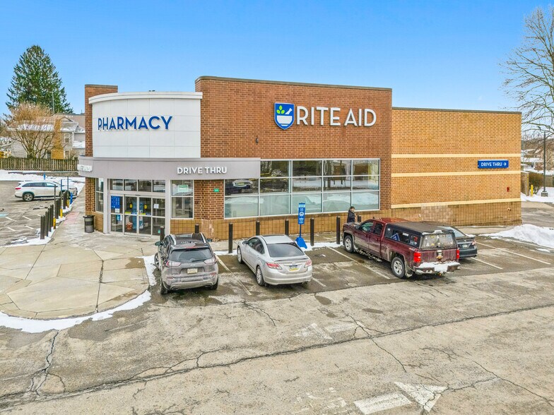 335 Main St, Greenville, PA à vendre - Photo du bâtiment - Image 2 de 13