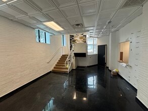 50 W 4th St, Winston-Salem, NC for lease Interior Photo- Image 2 of 3
