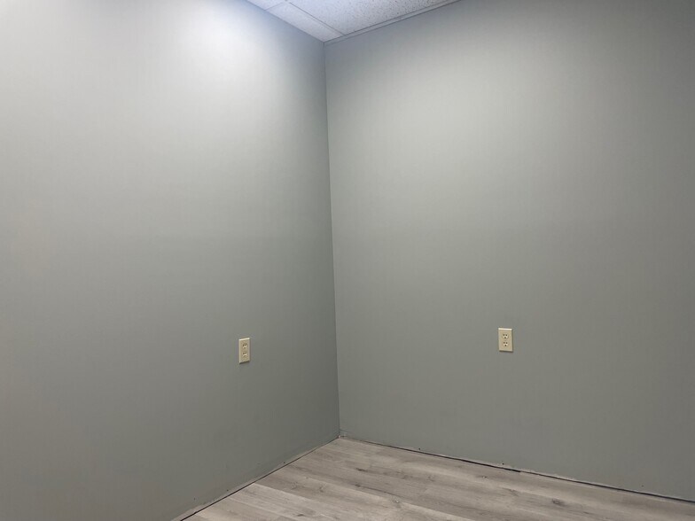 346 Freeport Rd, New Kensington, PA à louer - Photo intérieure - Image 3 de 21