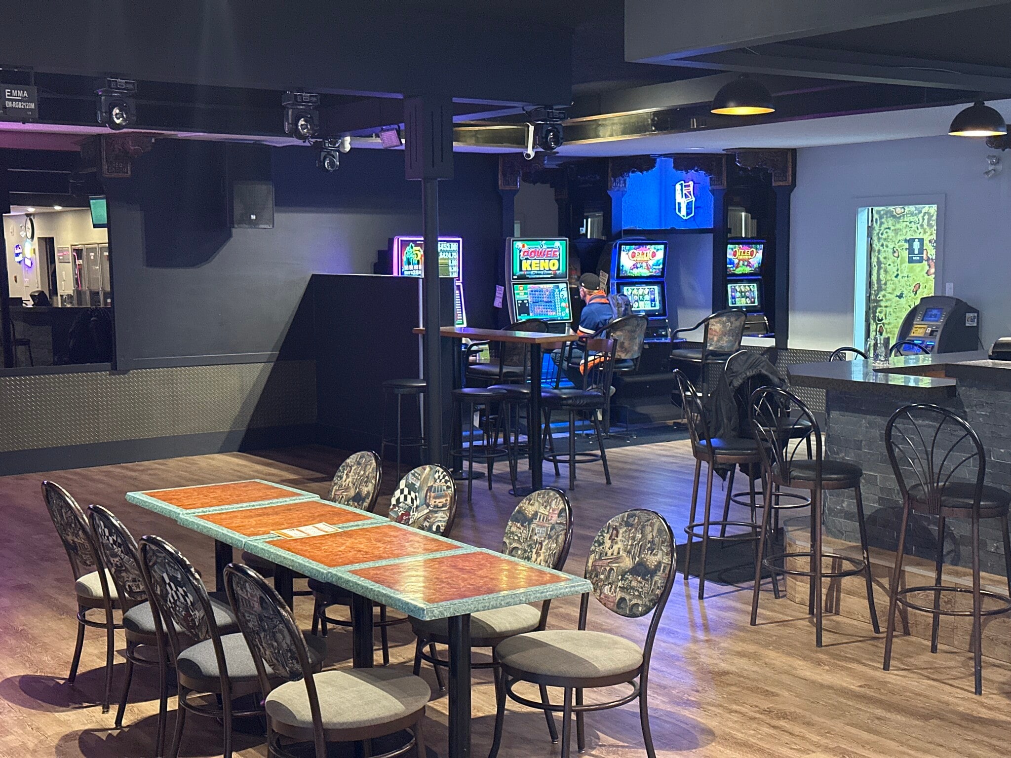 5011 50 St, Barrhead, AB à vendre Photo principale- Image 1 de 19