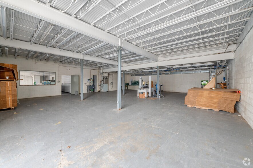 630 Maryland Ave, Charleston, WV à vendre - Photo intérieure - Image 2 de 25