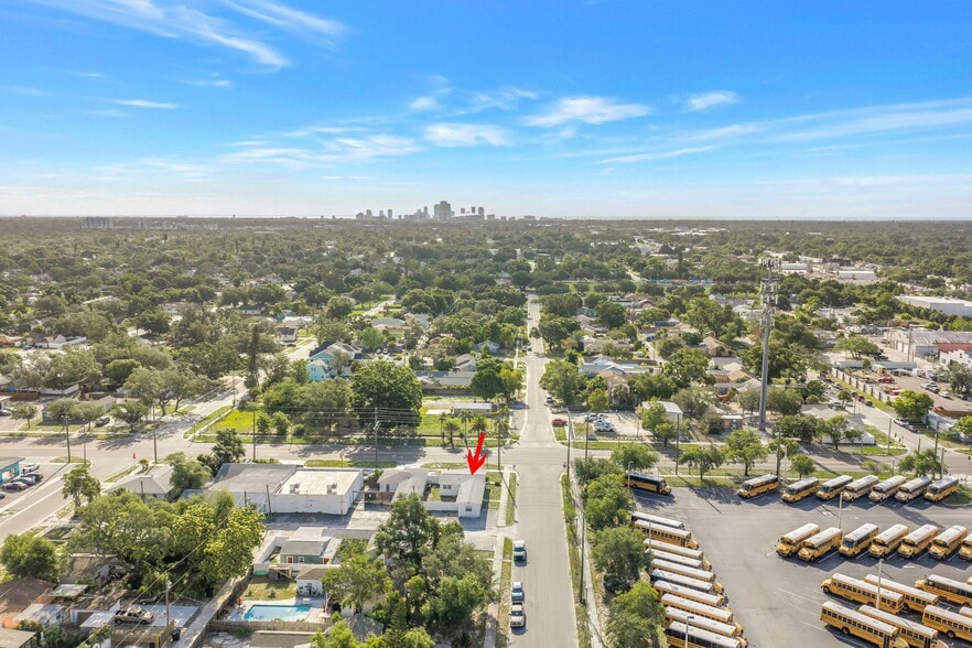 575 49th St S, Saint Petersburg, FL for sale - Building Photo - Image 3 of 14