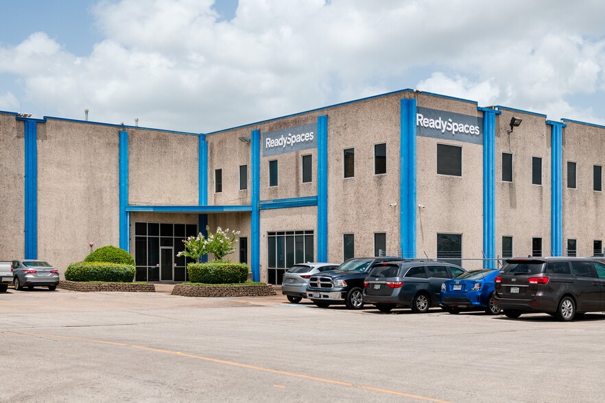 5301 Polk St, Houston, TX for lease - Building Photo - Image 3 of 13