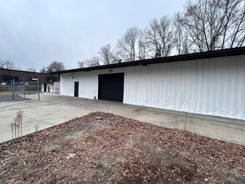 6846 Satchelford Rd, Columbia, SC for sale - Building Photo - Image 2 of 4