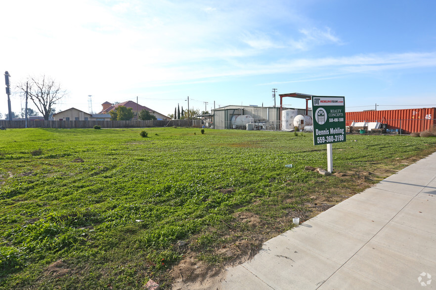 118 N 9th St, Fowler, CA for sale - Primary Photo - Image 1 of 1