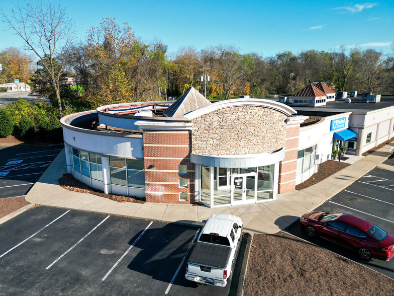 1430 Madison St, Clarksville, TN for lease - Building Photo - Image 1 of 7