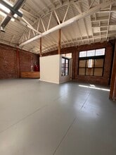 800-810 S Santa Fe Ave, Los Angeles, CA for lease Lobby- Image 2 of 8