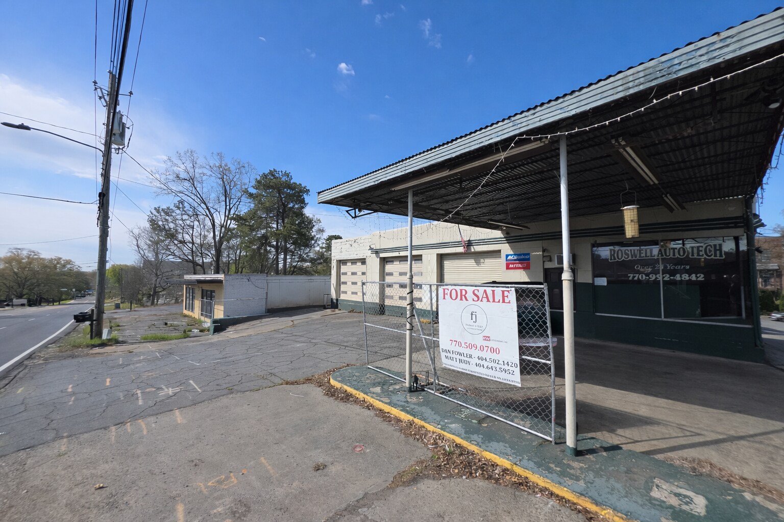 Historic Downtown Roswell- .89 Acres portefeuille de 3 propriétés à vendre sur LoopNet.ca Photo principale- Image 1 de 12