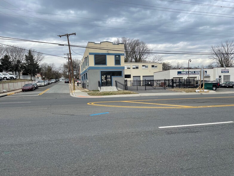 4200 Bladensburg Rd, Brentwood, MD for sale - Building Photo - Image 1 of 1